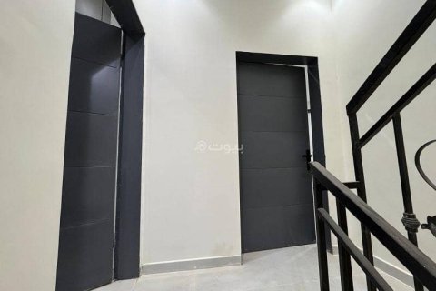 4 bedrooms Apartment in Riyadh, Saudi Arabia No. 99640