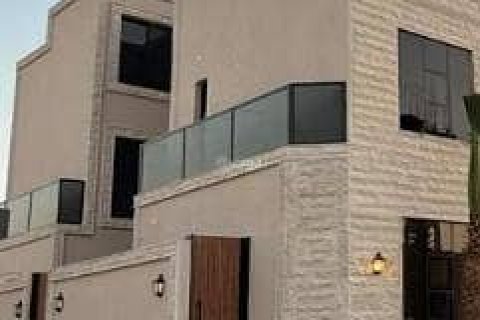 5 bedrooms Villa in Riyadh, Saudi Arabia No. 98774