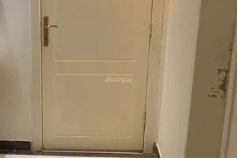 4 bedrooms Apartment in Riyadh, Saudi Arabia No. 98771