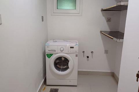 3 bedrooms Apartment in Muscat, Oman No. 54570 4