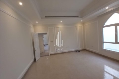 6 bedrooms Villa in Al Shawamekh, UAE No. 42533 7