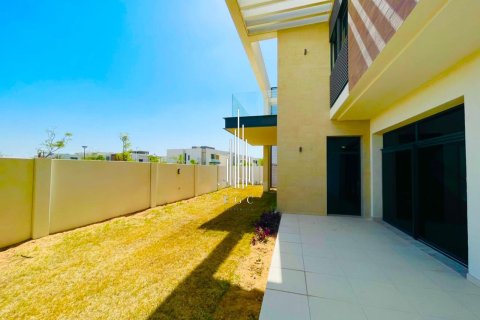 5 bedrooms Villa on the Yas Island, UAE No. 42530 21