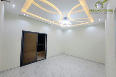 5 غرفة نوم  فيلا في Al Yasmeen, الإمارات العربية المتحدة رقم 22828 14