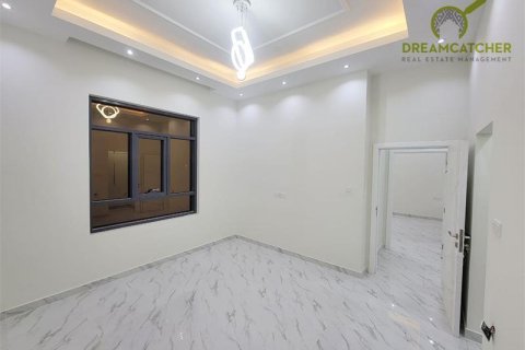 5 غرفة نوم  فيلا في Al Yasmeen, الإمارات العربية المتحدة رقم 22828 15
