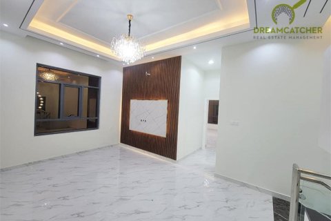 5 غرفة نوم  فيلا في Al Yasmeen, الإمارات العربية المتحدة رقم 22828 13