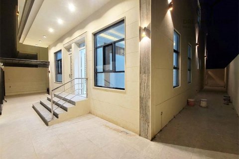 5 غرفة نوم  فيلا في Al Yasmeen, الإمارات العربية المتحدة رقم 22828 3