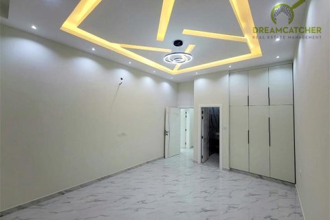 5 غرفة نوم  فيلا في Al Yasmeen, الإمارات العربية المتحدة رقم 22828 11