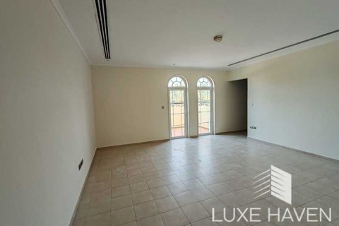 4 غرف نوم فيلا في Legacy, الإمارات العربية المتحدة رقم 14413 15
