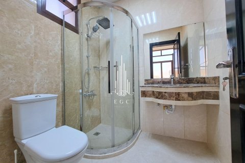 Villa de 5 chambres à Khalifa City, UAE No. 22619 31