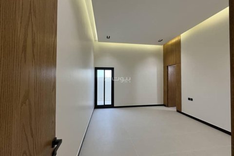 4 bedrooms Apartment in Riyadh, Saudi Arabia No. 61537 15