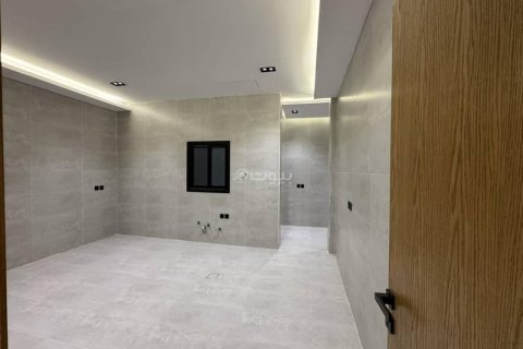 4 bedrooms Apartment in Riyadh, Saudi Arabia No. 61537 11