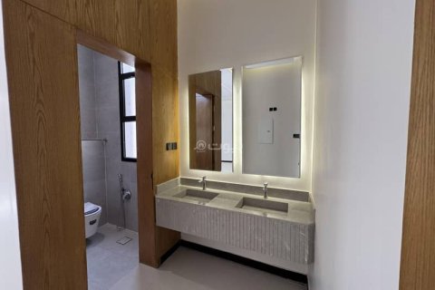 4 bedrooms Apartment in Riyadh, Saudi Arabia No. 61537 8