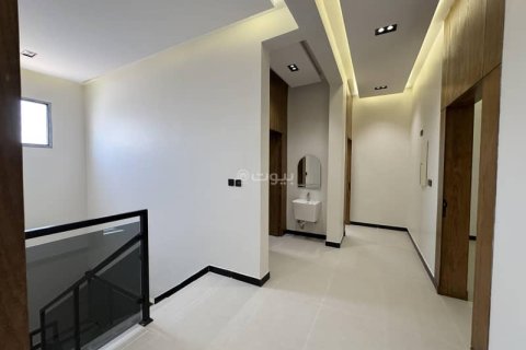 3 bedrooms Apartment in Riyadh, Saudi Arabia No. 61536 14
