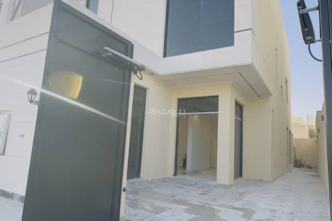 Villa de 7 chambres à Riyadh, Saudi Arabia No. 60349 4