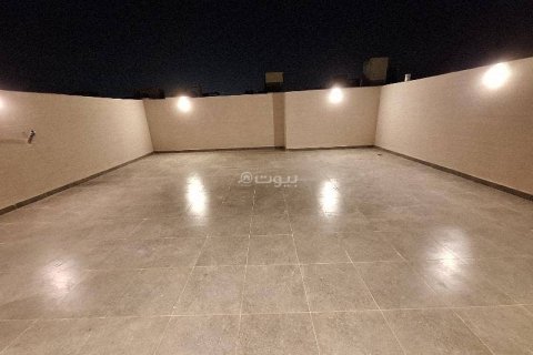 Villa de 5 chambres à Riyadh, Saudi Arabia No. 60350 18