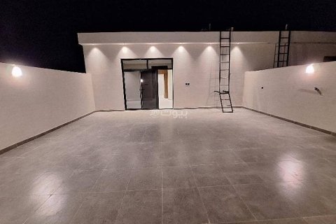 Villa de 5 chambres à Riyadh, Saudi Arabia No. 60350 17