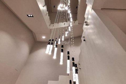 Villa de 5 chambres à Riyadh, Saudi Arabia No. 60350 12