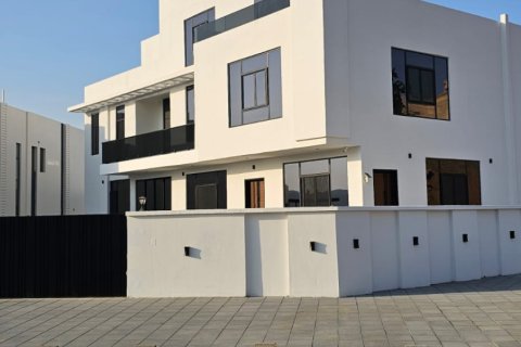 5 bedrooms Villa in Al Ansab, Oman No. 54753