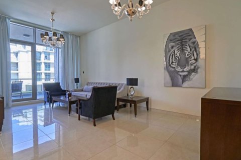 Apartment de 3 dormitorios en POLO RESIDENCE APARTMENTS Meydan, UAE No. 95462 3