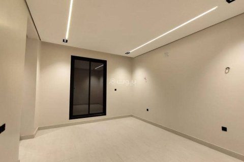 4 bedrooms Apartment in Riyadh, Saudi Arabia No. 99645 10