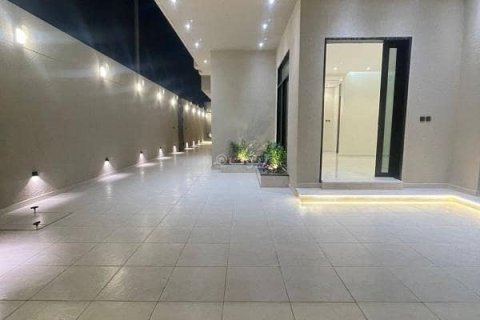 Villa de 6 chambres à Riyadh, Saudi Arabia No. 99648 4