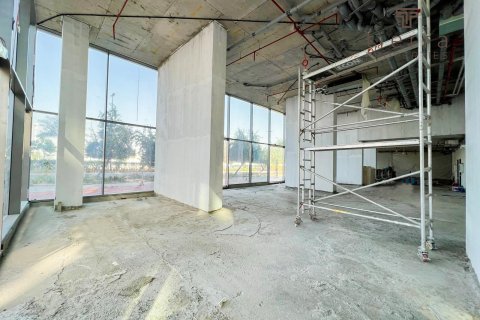 156.1m² Shop in Dubai, UAE No. 47622