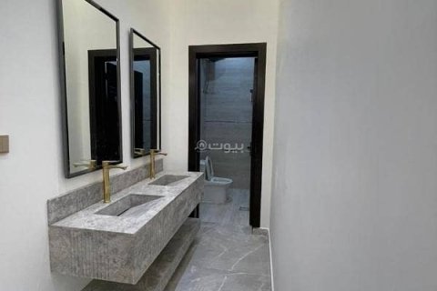 Villa de 5 chambres à Riyadh, Saudi Arabia No. 99633 15
