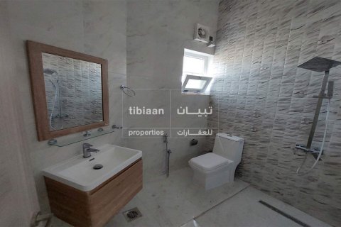 5 bedrooms Twin Villa in As Sib, Oman No. 53745 12