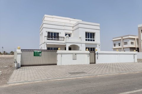 5 غرفة نوم  فيلا في مسقط , عُمان رقم 69076