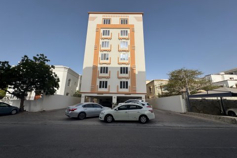 3 bedrooms Apartment in Muscat, Oman No. 69077