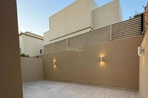Villa de 5 chambres à Riyadh, Saudi Arabia No. 98668 4