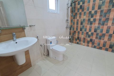 5 bedrooms Villa in Al Ansab, Oman No. 53993 9