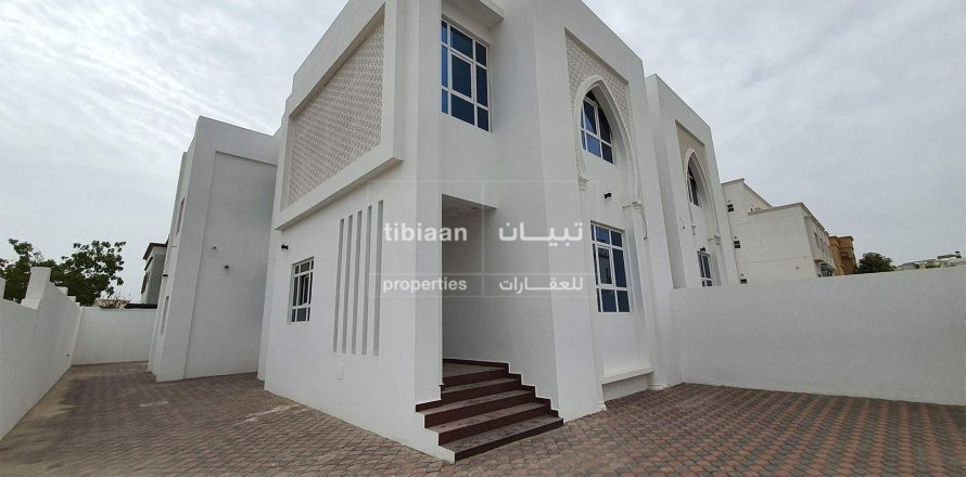 5 bedrooms Villa in Al Ansab, Oman No. 53993