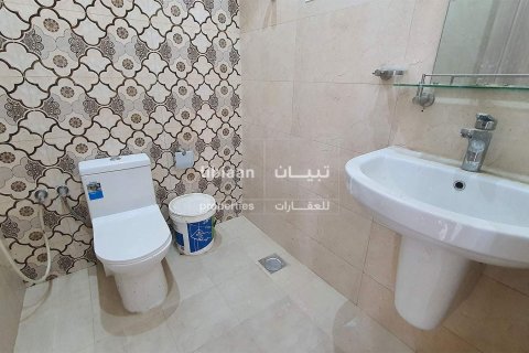 5 bedrooms Villa in Al Ansab, Oman No. 53993 15