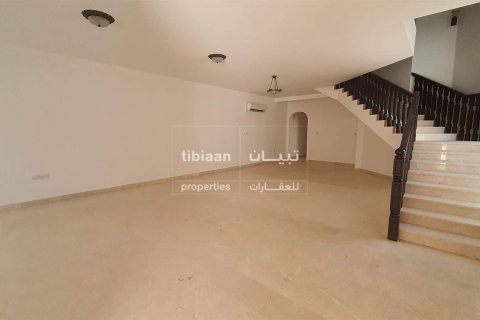 Villa de 4 dormitorios en Muscat, Oman No. 53992 4