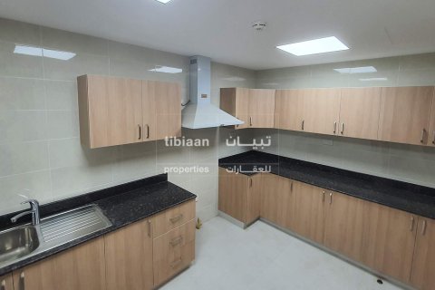 1 bedroom Apartment in Al Khuwair, Oman No. 53936 5