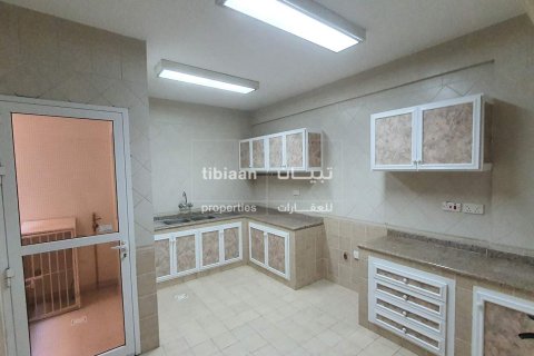 2 bedrooms Apartment in Al Khuwair, Oman No. 53941 6