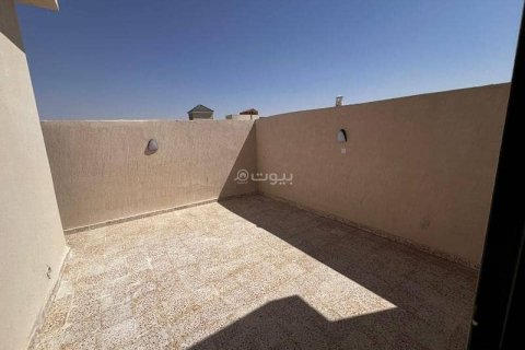 Villa de 5 dormitorios en Riyadh, Saudi Arabia No. 67419 11