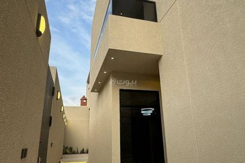 Villa de 6 dormitorios en Riyadh, Saudi Arabia No. 59907 5