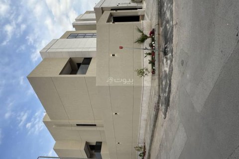 Villa de 6 dormitorios en Riyadh, Saudi Arabia No. 59902 12