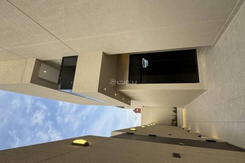 Villa de 6 dormitorios en Riyadh, Saudi Arabia No. 59902 3