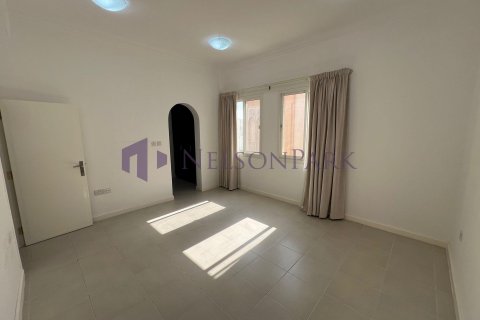 Villa de 4 dormitorios en Doha, Qatar No. 58533 8