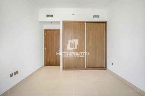 1 bedroom Apartment in EMAAR Beachfront, UAE No. 62264 13