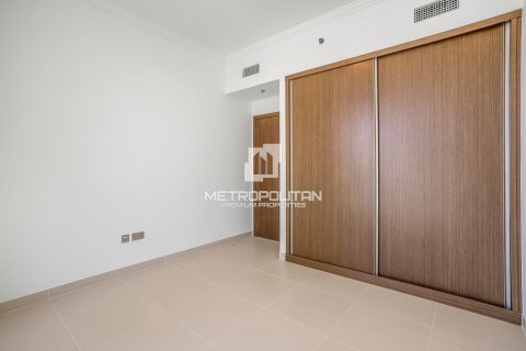 1 bedroom Apartment in EMAAR Beachfront, UAE No. 62264 11