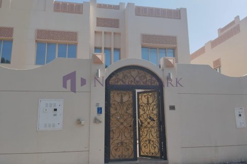 Apartment de 5 dormitorios en Doha, Qatar No. 57378 3