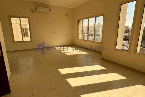 Apartment de 5 dormitorios en Doha, Qatar No. 57378 11