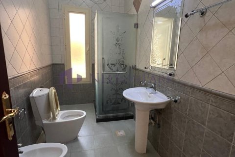 Apartment de 5 dormitorios en Doha, Qatar No. 57378 25
