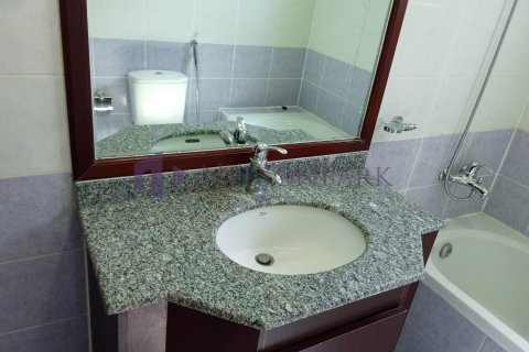 Duplex de 3 dormitorios en Doha, Qatar No. 57380 19