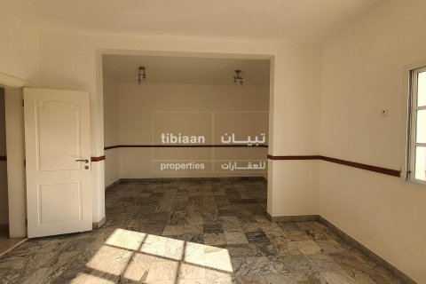 Apartment de 2 dormitorios en Muscat, Oman No. 53946 3