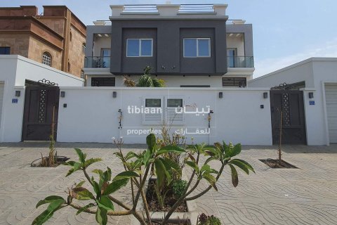 4 bedrooms Twin Villa in As Sib, Oman No. 53979